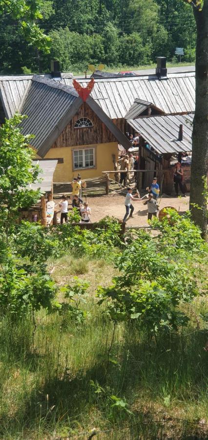 Vittfarnas Hird Vikingaby Bed & Breakfast Sosdala Eksteriør bilde