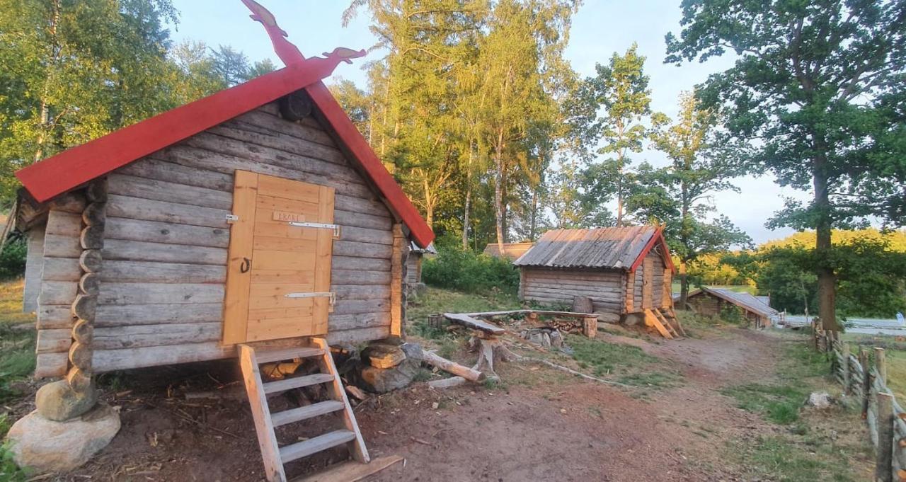 Vittfarnas Hird Vikingaby Bed & Breakfast Sosdala Eksteriør bilde